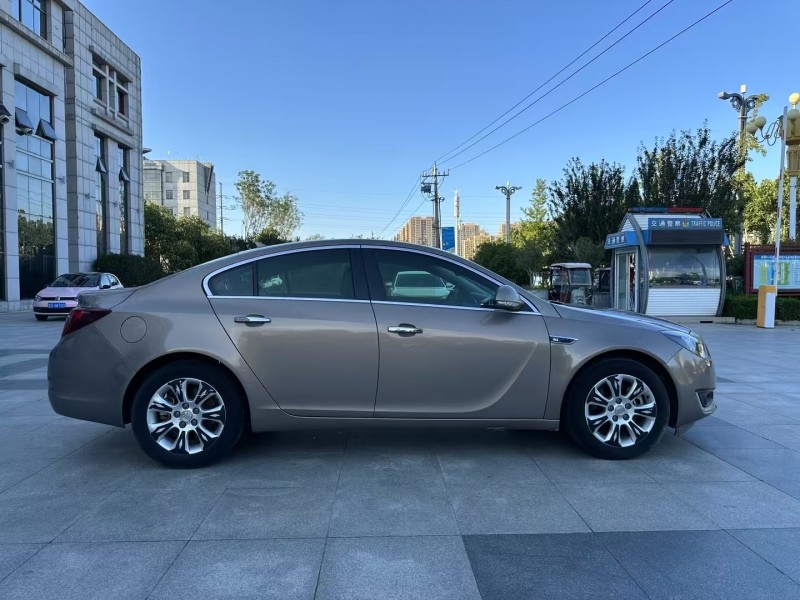 枣庄16年别克君威7