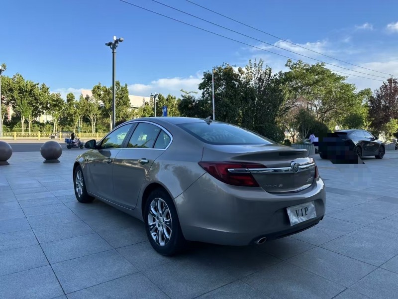 枣庄16年别克君威9