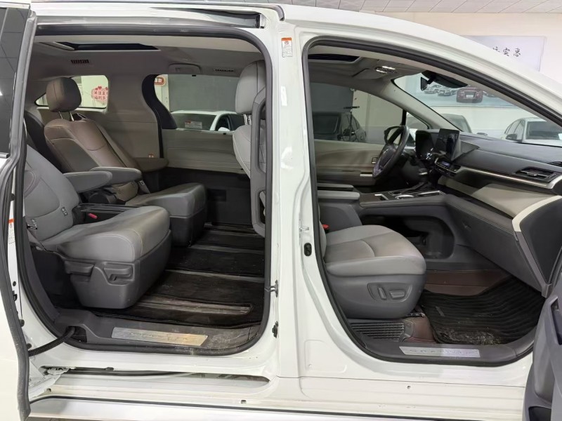 廊坊24年丰田格瑞维亚4