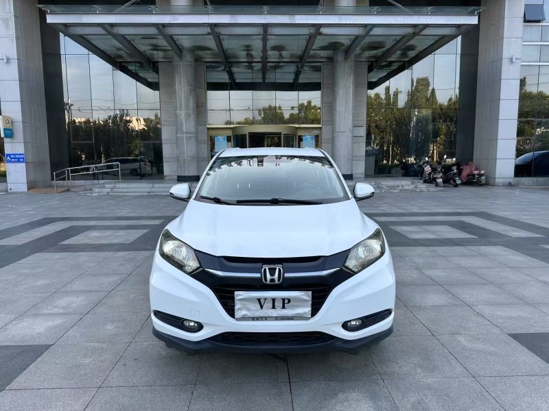 枣庄17年本田缤智1