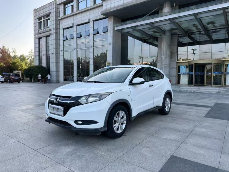 枣庄17年本田缤智2