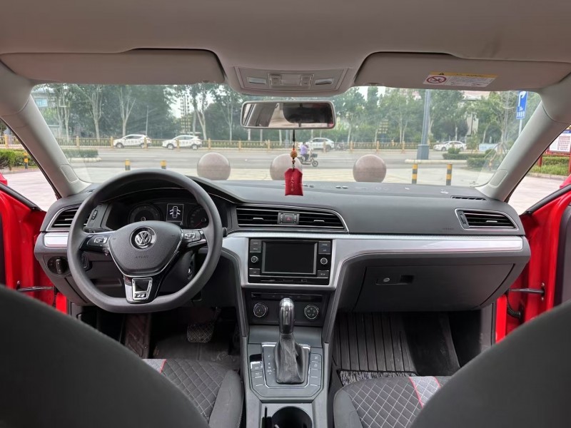 枣庄21年大众凌渡6