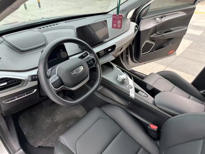 枣庄24年吉利几何4