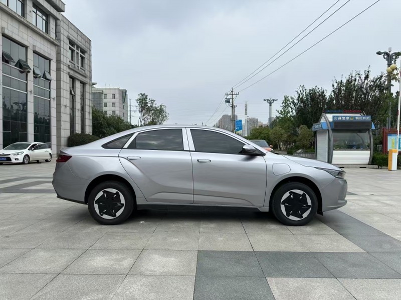 枣庄24年吉利几何7