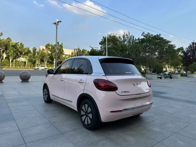 枣庄24年五菱汽车缤果9