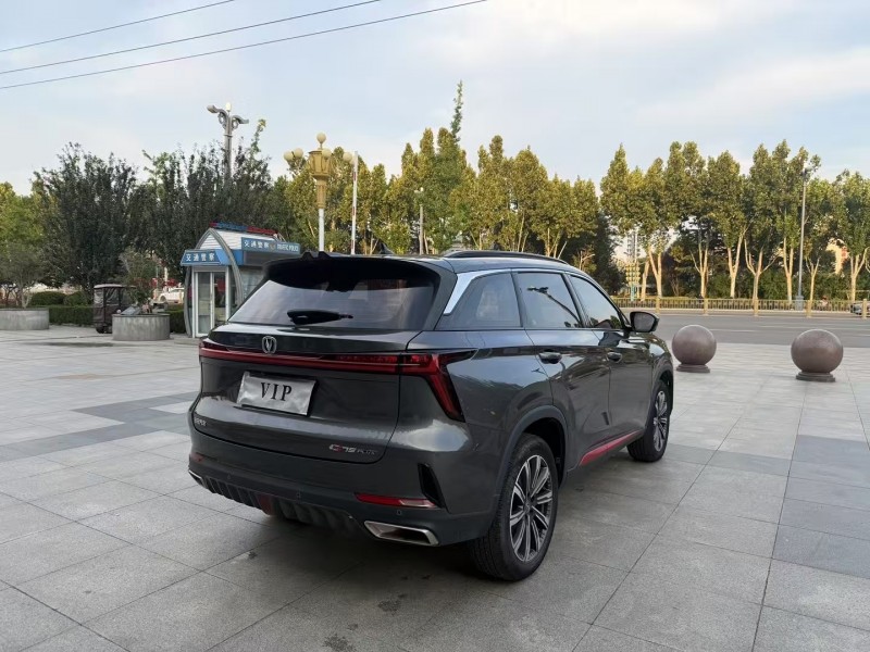 枣庄22年长安汽车CS758