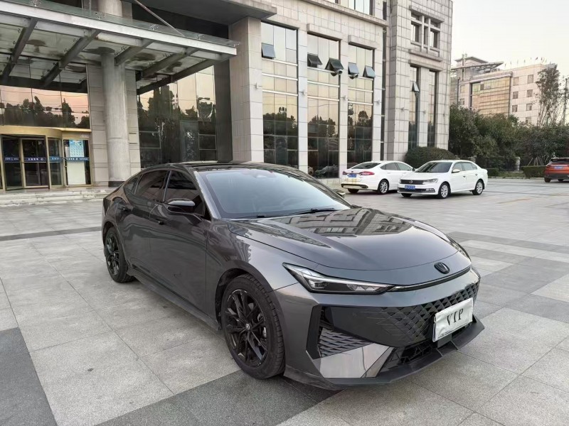 枣庄25年长安汽车UNI3