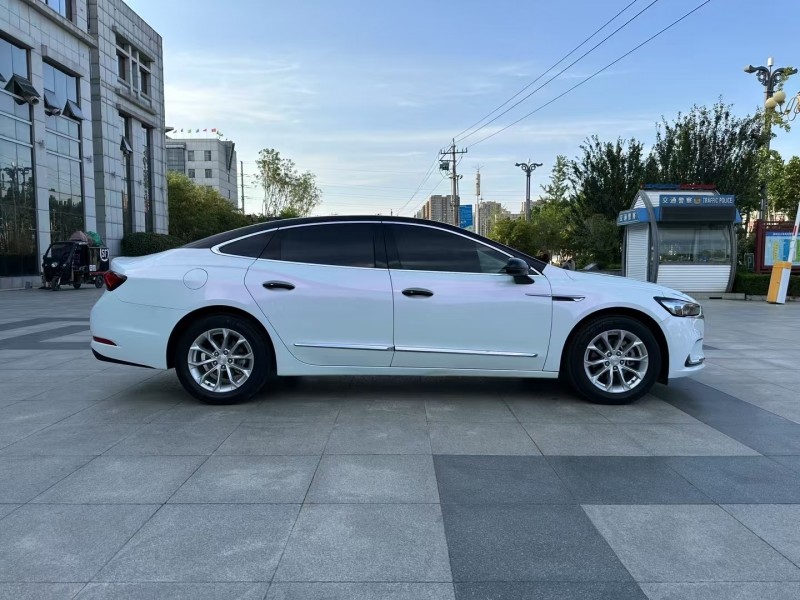 枣庄22年别克君越7