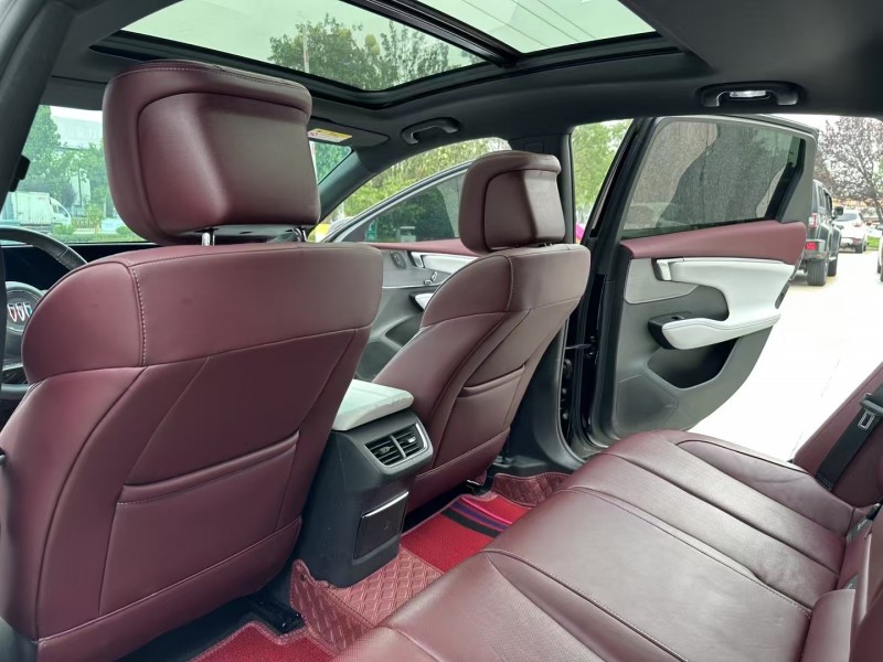 枣庄24年别克君越5