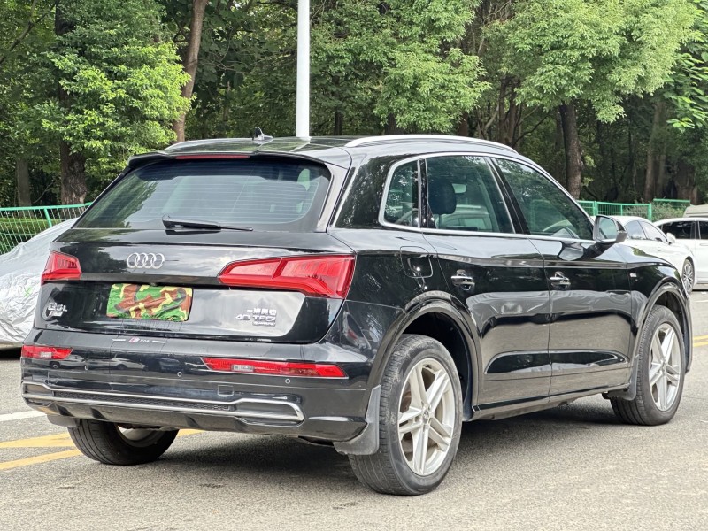 东莞19年奥迪Q58