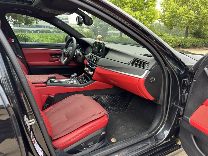 盐城12年宝马5系9