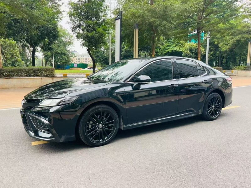 东莞24年丰田凯美瑞3