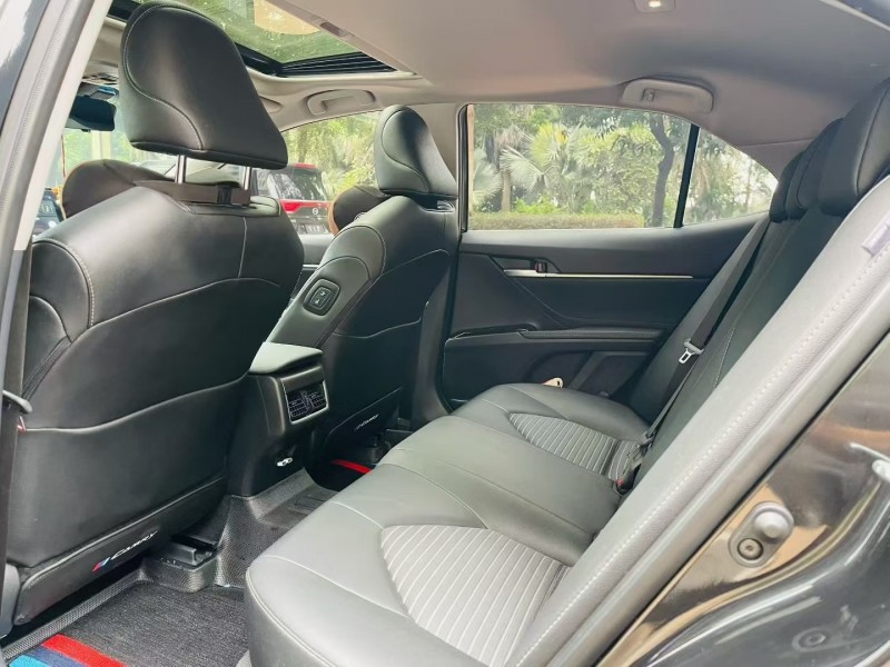 东莞24年丰田凯美瑞4