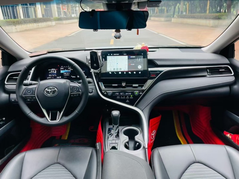 东莞24年丰田凯美瑞5