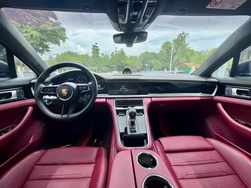 东莞22年保时捷帕拉梅拉5