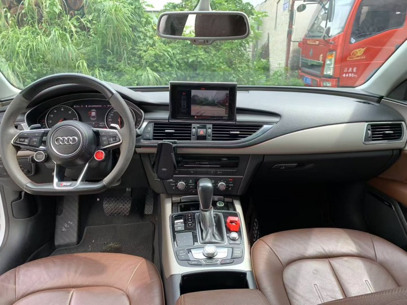 广州18年奥迪A7L5