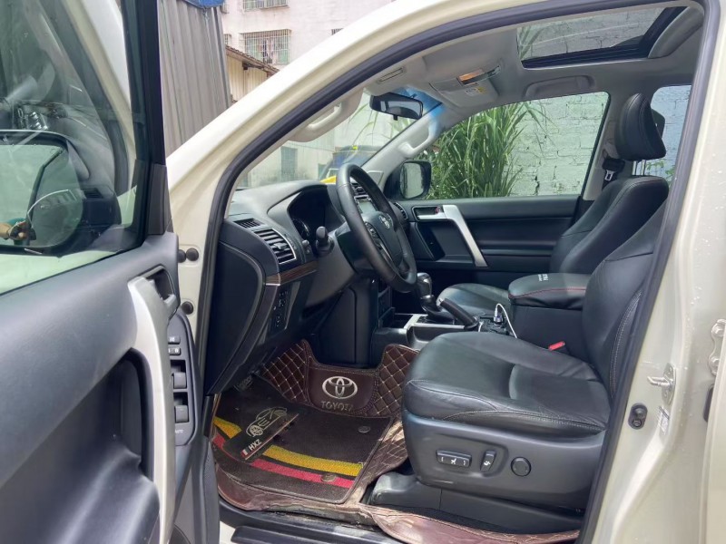 广州20年丰田普拉多4