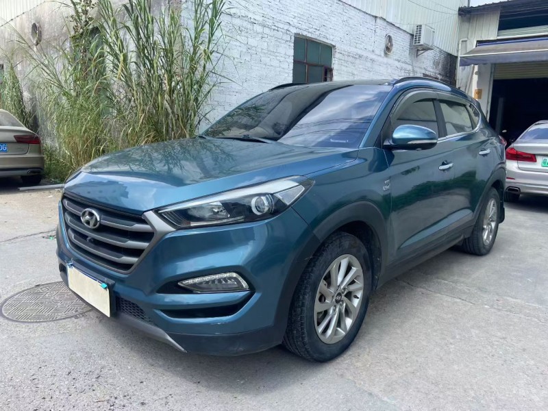 广州17年现代途胜3