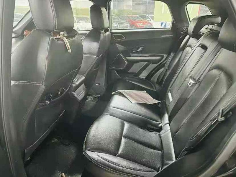 广州19年陆风X75