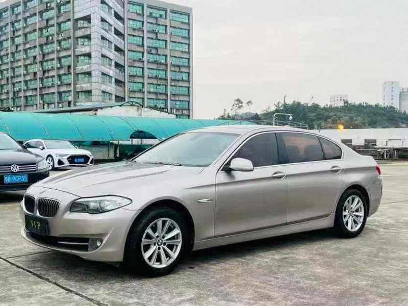 广州13年宝马5系3