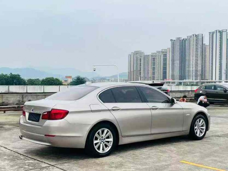 广州13年宝马5系9