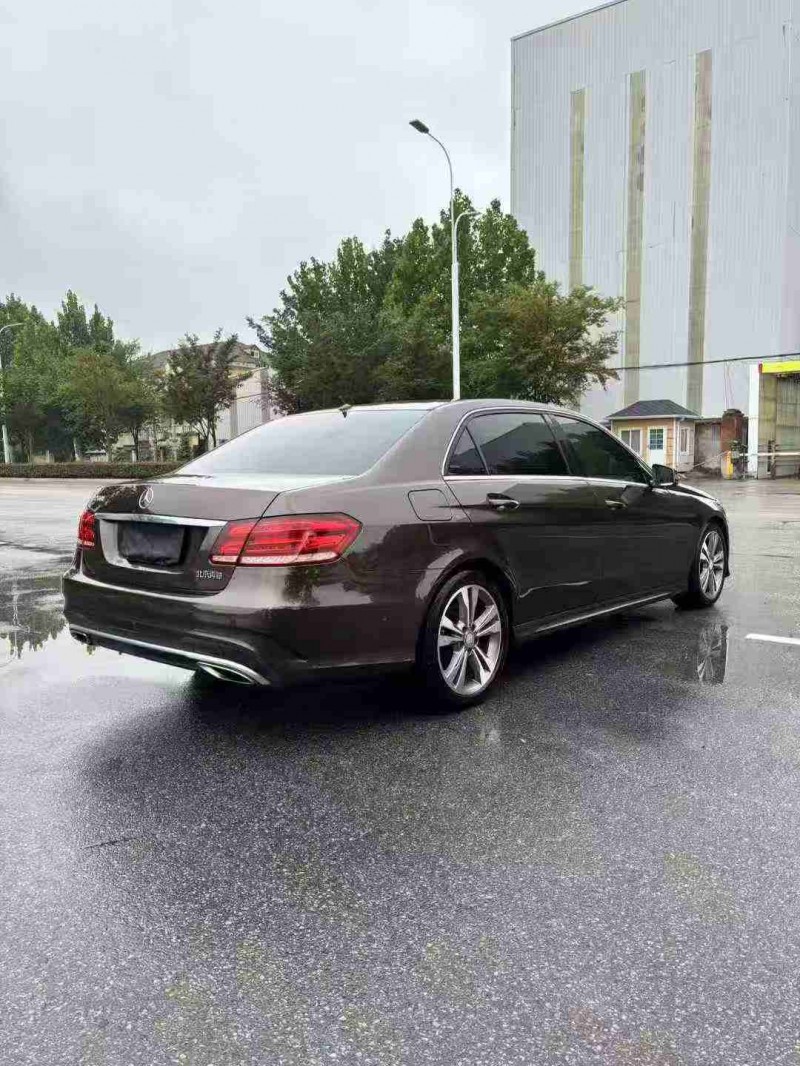 宿迁14年奔驰E8
