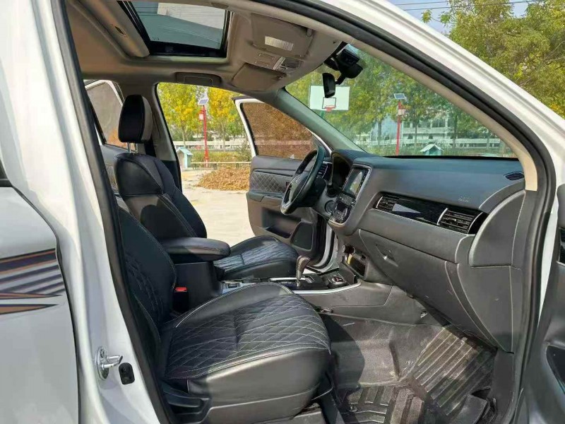 徐州22年三菱欧蓝德5