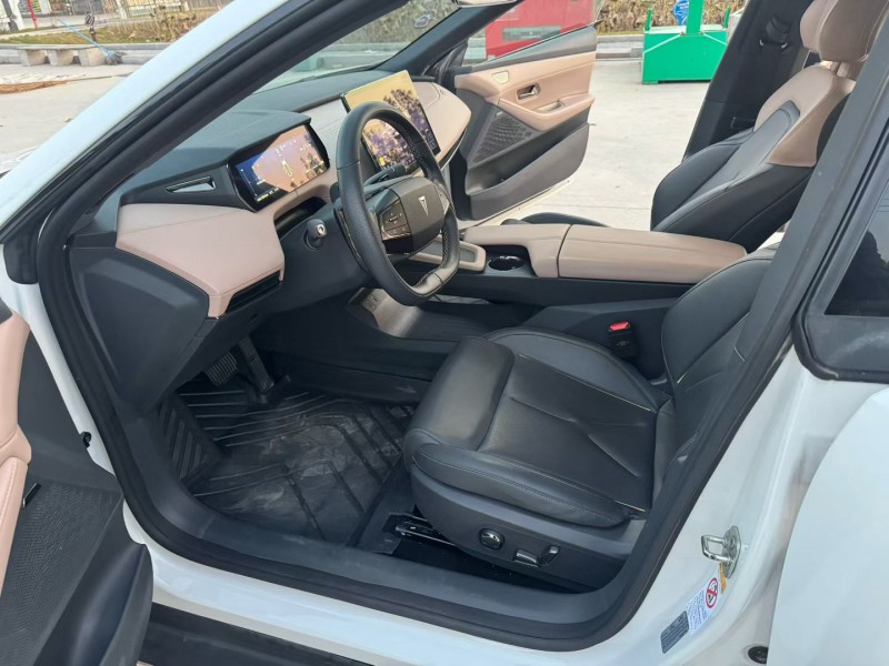 徐州23年长安汽车深蓝3