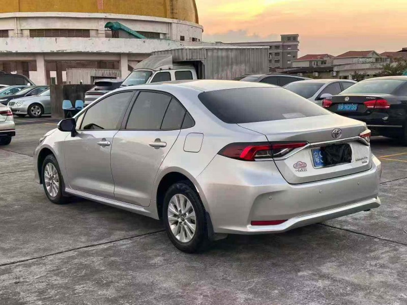 东莞23年丰田卡罗拉9