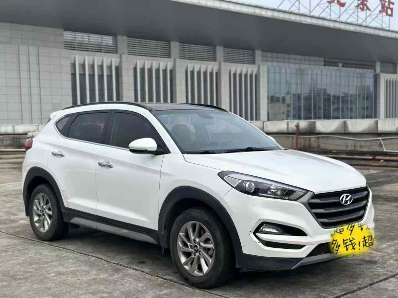 东莞19年现代途胜2