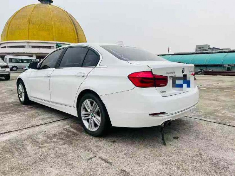 东莞17年宝马3系8