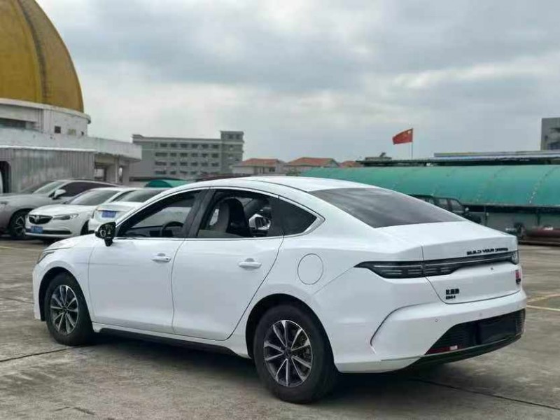 东莞24年比亚迪驱逐舰9