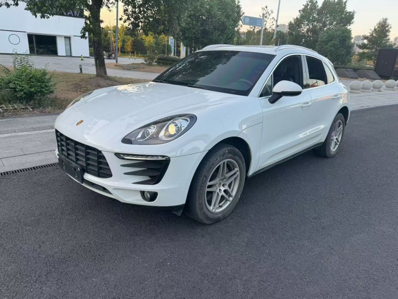 台州16年保时捷Macan3
