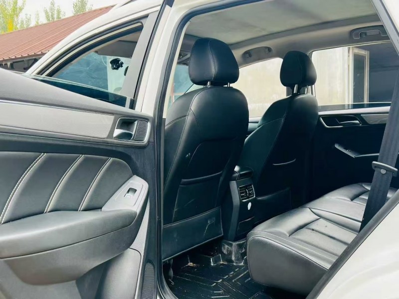 聊城18年荣威RX58