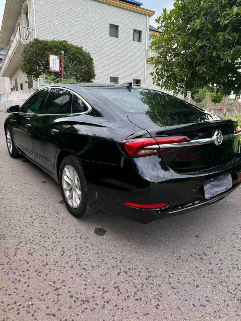 萍乡21年别克君越3