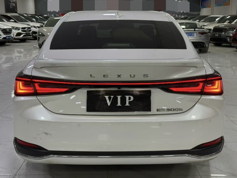 廊坊25年雷克萨斯ES9