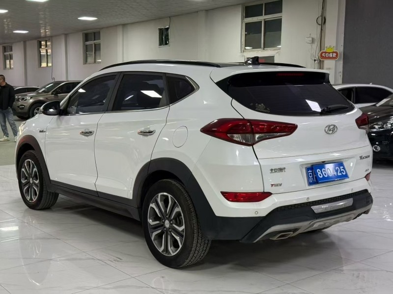 廊坊16年现代途胜8