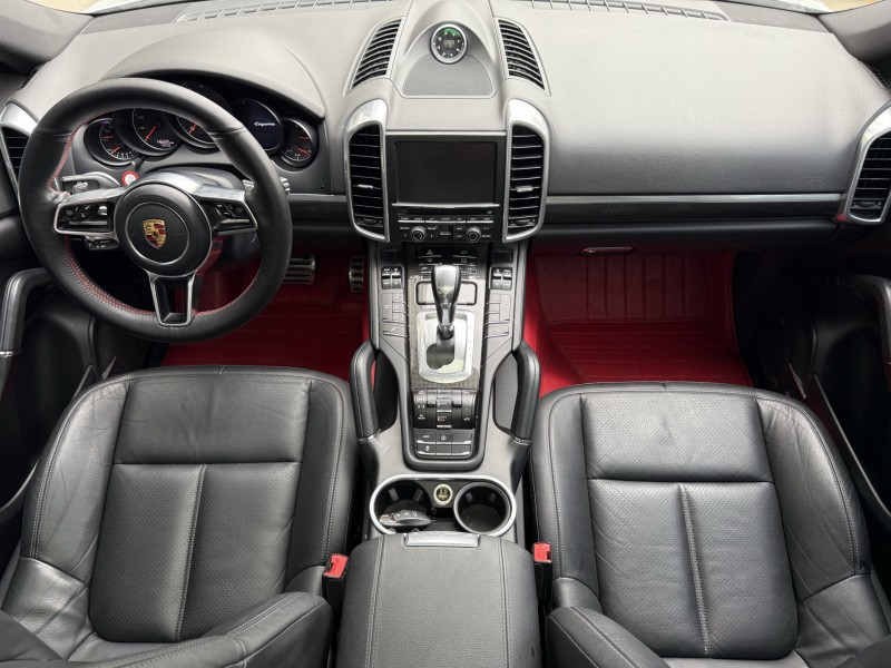 济宁15年保时捷卡宴6