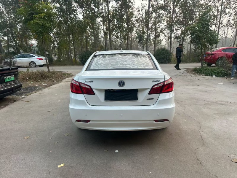 徐州15年长安汽车逸动9