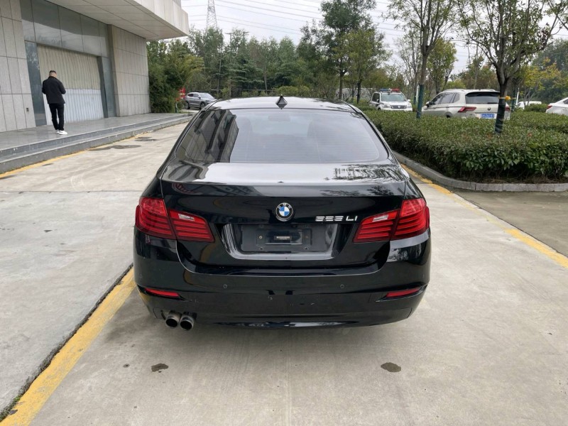 济宁16年宝马5系9