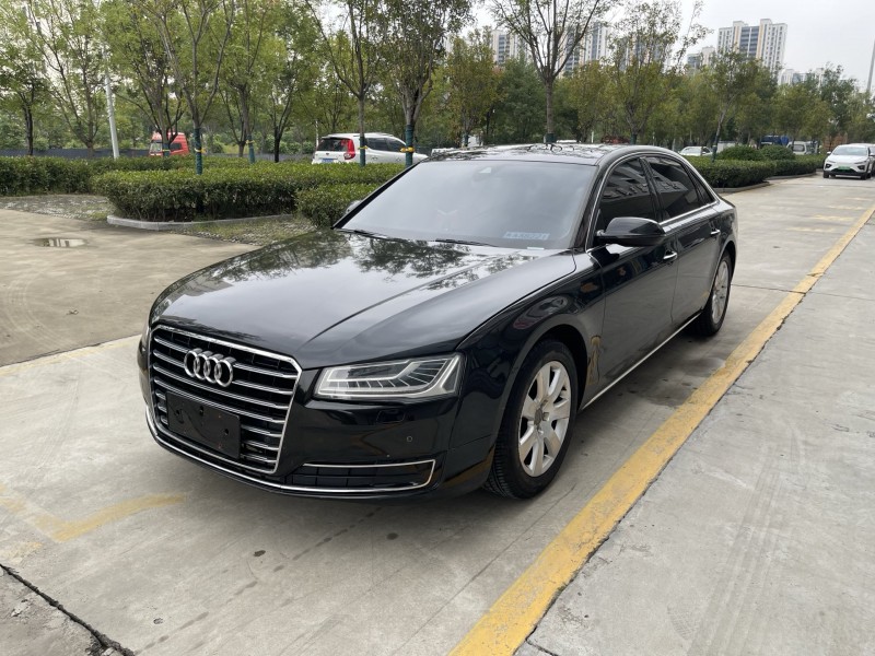 济宁14年奥迪A8L2