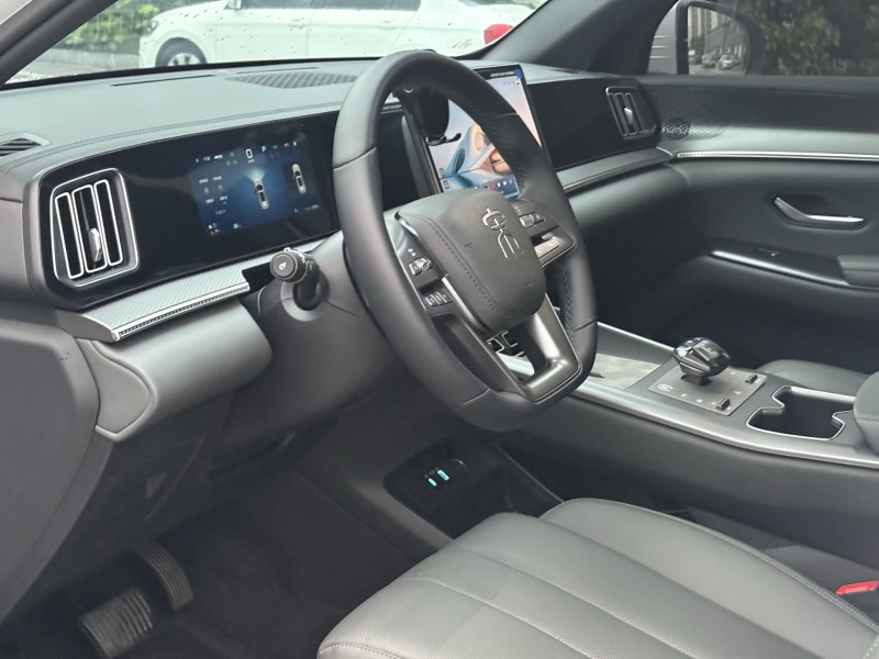 娄底25年比亚迪宋8