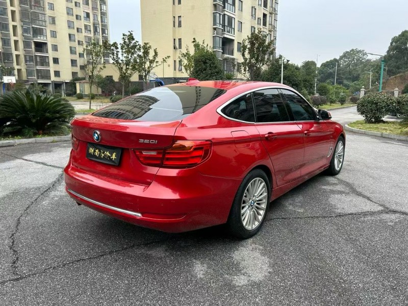 娄底15年宝马3系4