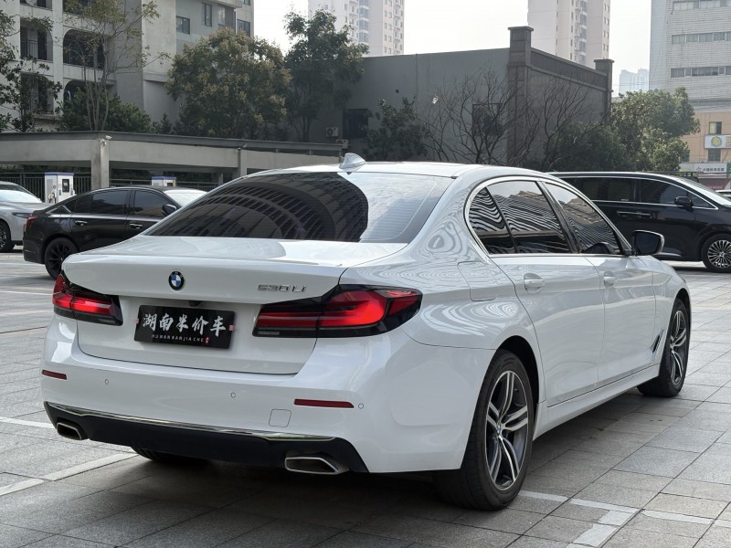 岳阳20年宝马5系8