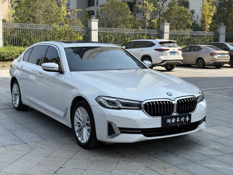 岳阳22年宝马5系2