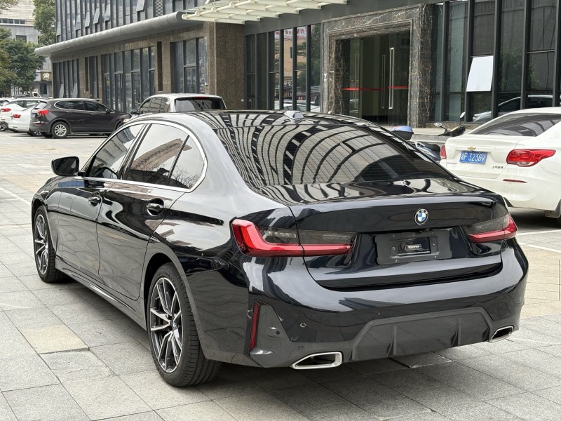 岳阳23年宝马3系8