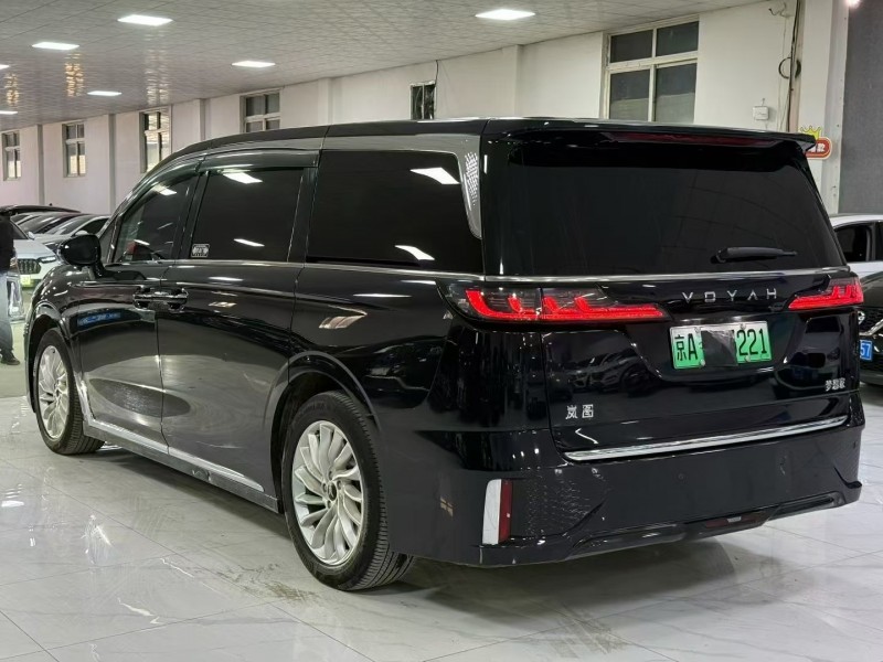 廊坊23年岚图汽车梦想家8