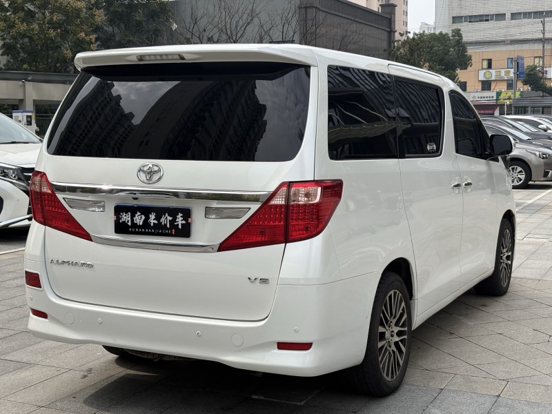 岳阳14年丰田埃尔法7