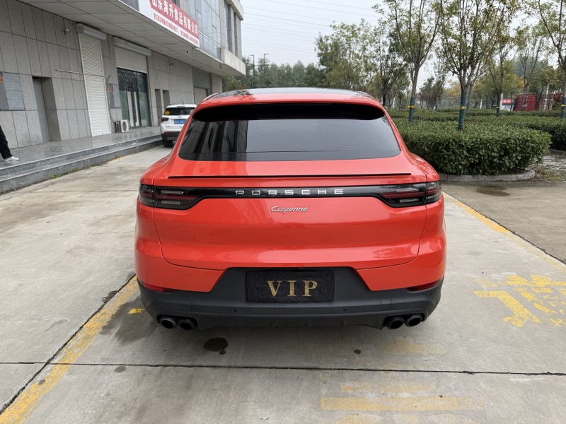 济宁20年保时捷卡宴8