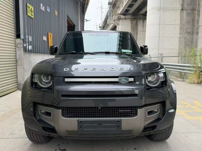 广州23年路虎卫士1